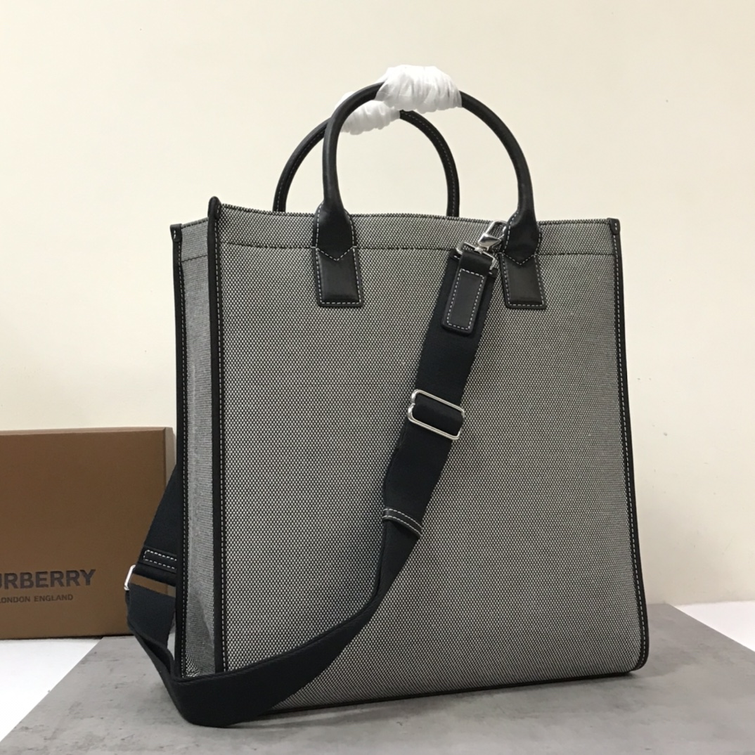 Burberry Horseferry Print Cotton Canvas Tote Black/Grey For Women. Women's Bags. Shoulder And Crossbody Bags 14in/ 35.5cm BUR 80508141 - Soul Replicas