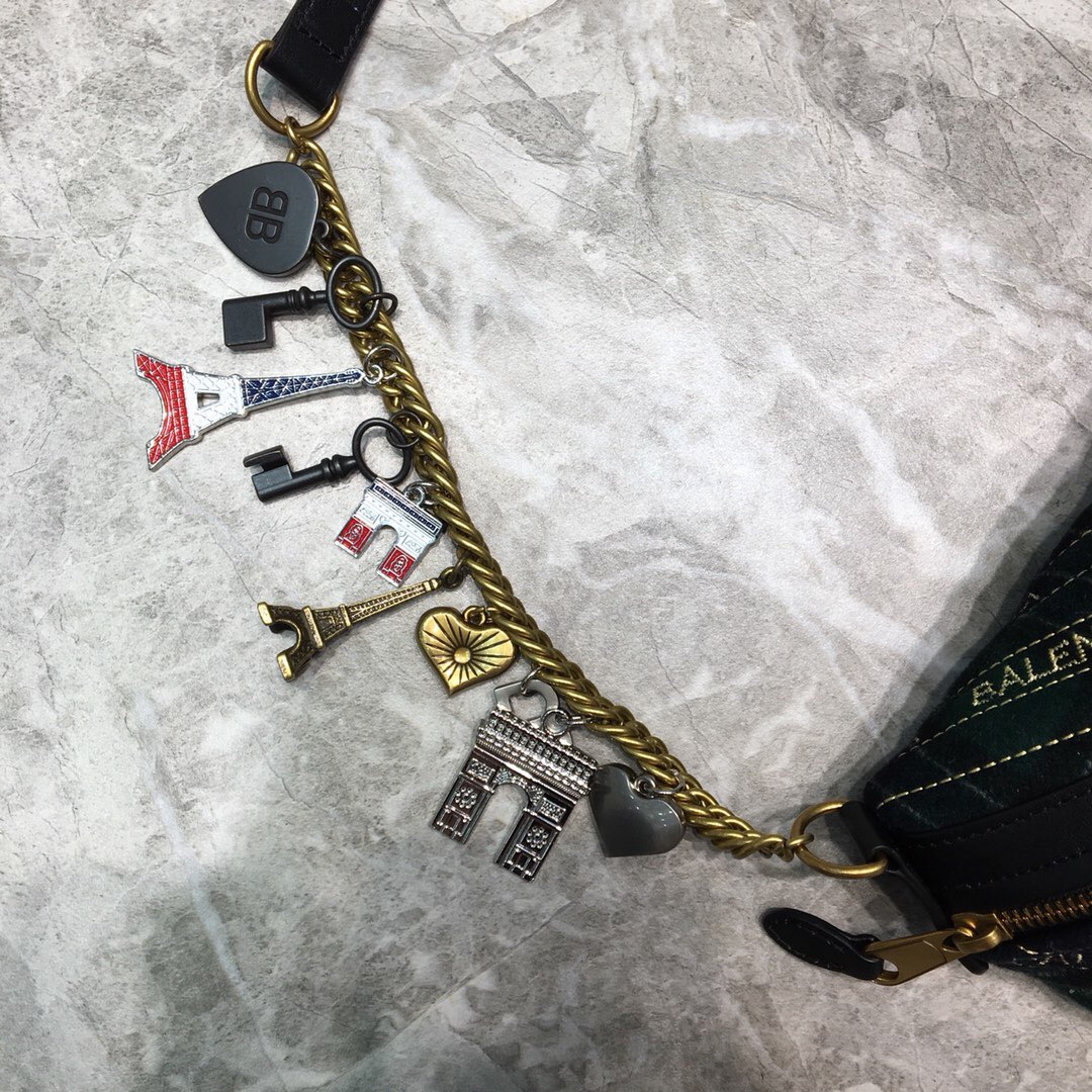 Balenciaga Souvenir XXS Belt Bag In Black. For Women. Women-s Bags 11.8in/30cm - Soul Replicas