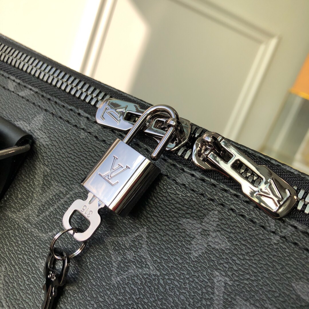 Louis Vuitton Keepall Bandouliere 55 Monogram Eclipse Canvas For Men. Men-s Bags. Travel Bags 21.7in/55cm LV M40605 - Soul Replicas