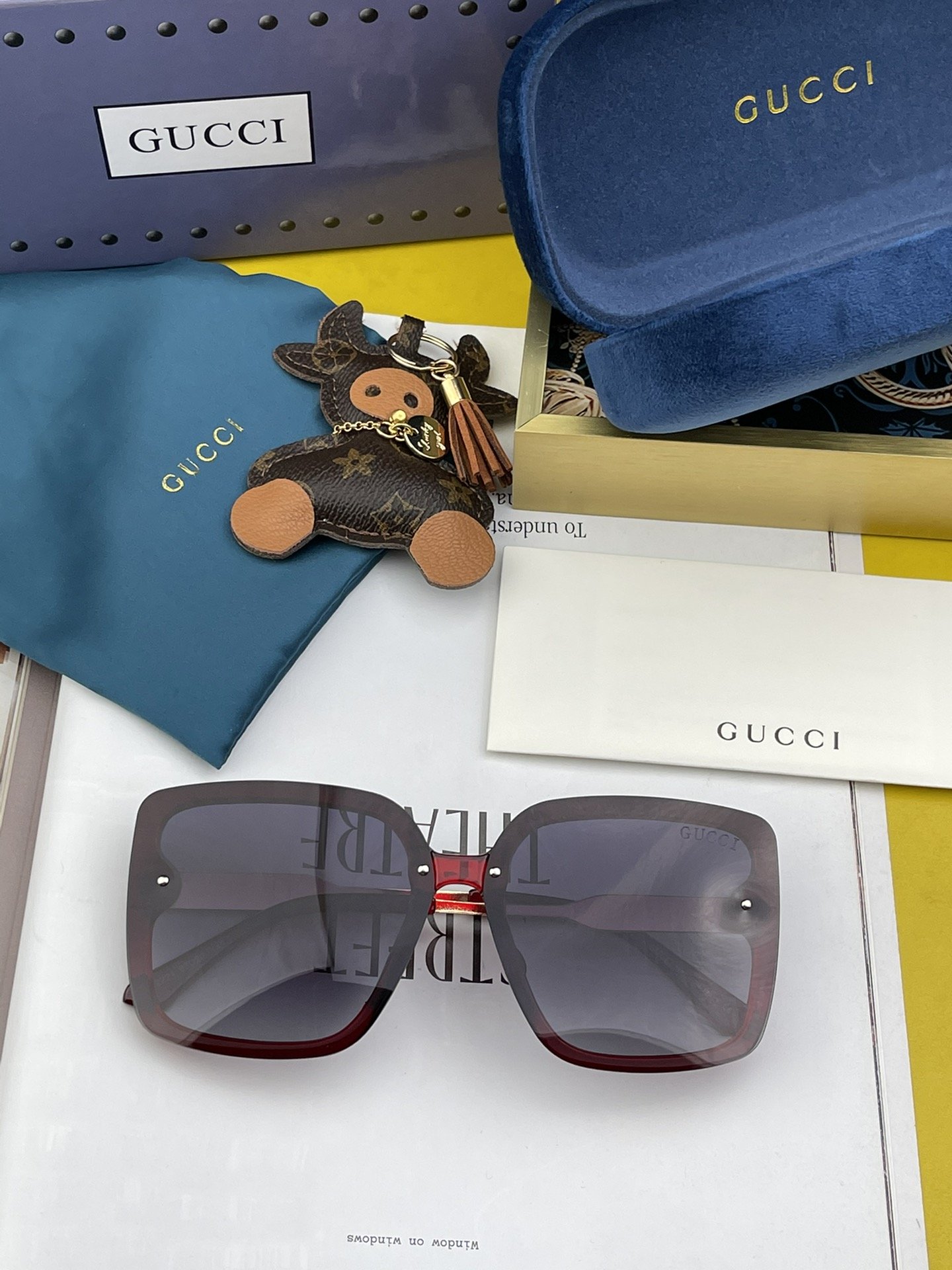Gucci Rectangular Frame Sunglasses - Soul Replicas