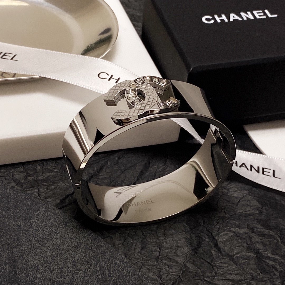 Chanel Bracelet - Soul Replicas