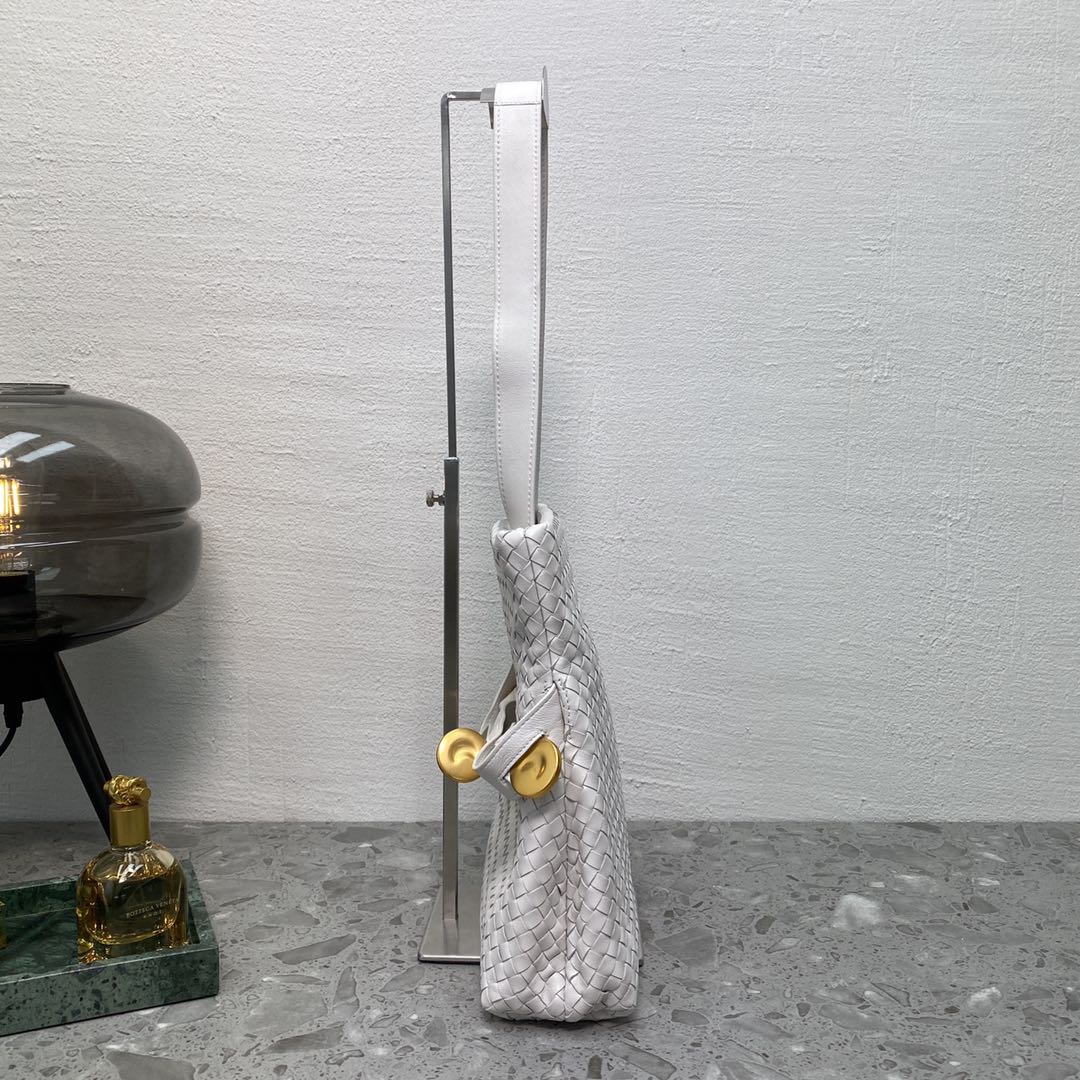 Bottega Veneta Intrecciato Shoulder Bag White. For Women. Women's Bags 10.2in/26cm - Soul Replicas