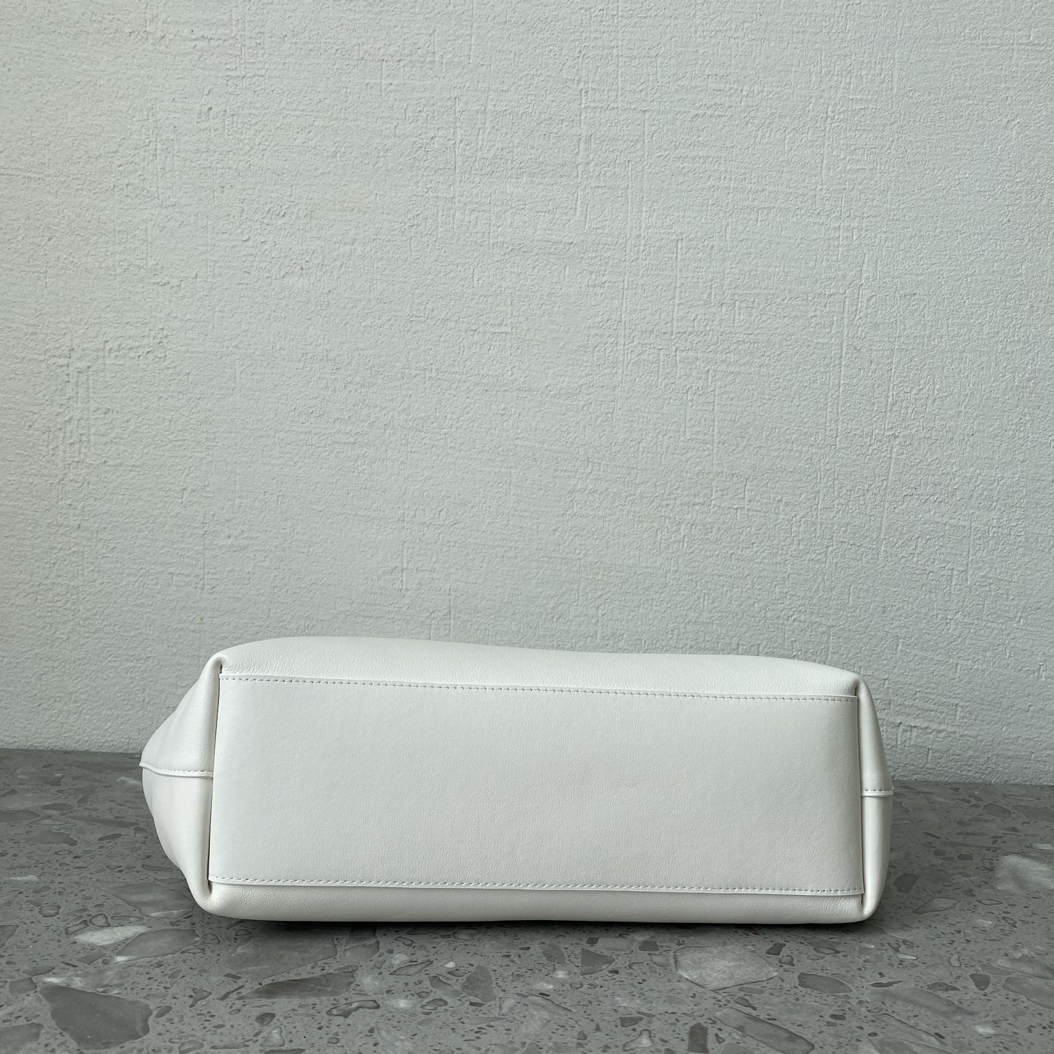 Bottega Veneta Point Chalk. For Women. Women's Bags 13.7in/35cm 652446VCP409137 - Soul Replicas