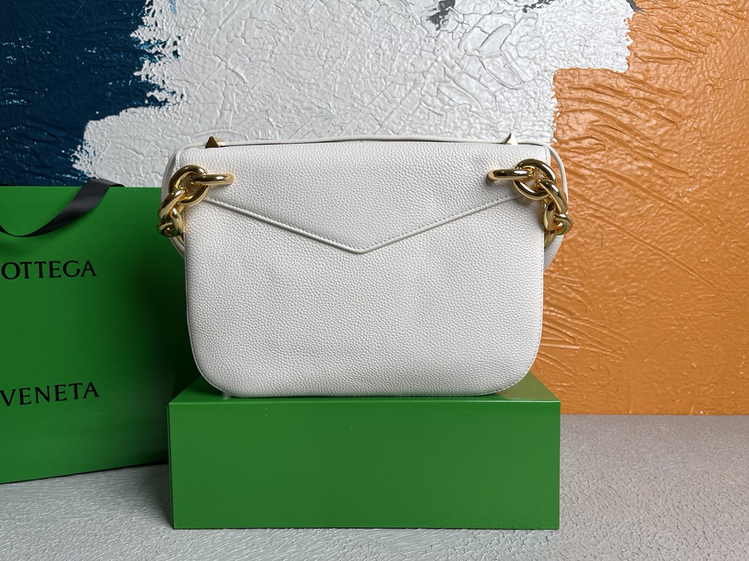 Bottega Veneta Mount White. For Women. Women's Bags 10.6in/27cm - Soul Replicas