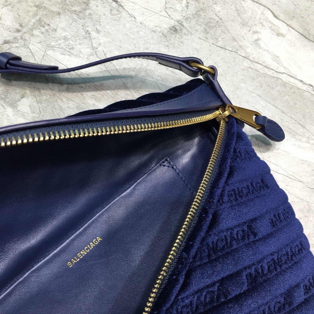 Balenciaga Souvenir XXS Belt Bag In Dark Blue. For Women. Women-s Bags 11.8in/30cm - Soul Replicas