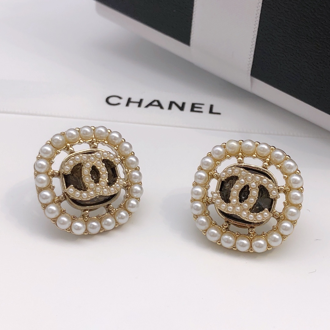 Chanel Earrings - Soul Replicas
