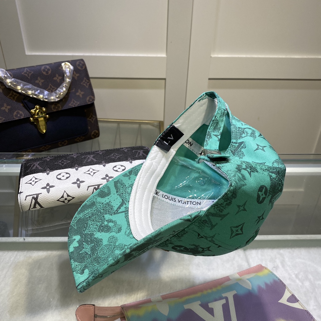 Louis Vuitton Be My Cap In Green - Soul Replicas