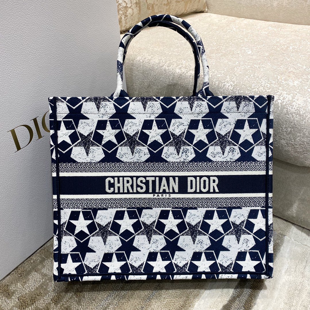 Christian Dior Large Dior Book Tote Blue and White Dior Étoile Embroidery. Blue/White. For Women Women's Handbags. 41cm CD M1286ZTQX_M928 - Soul Replicas