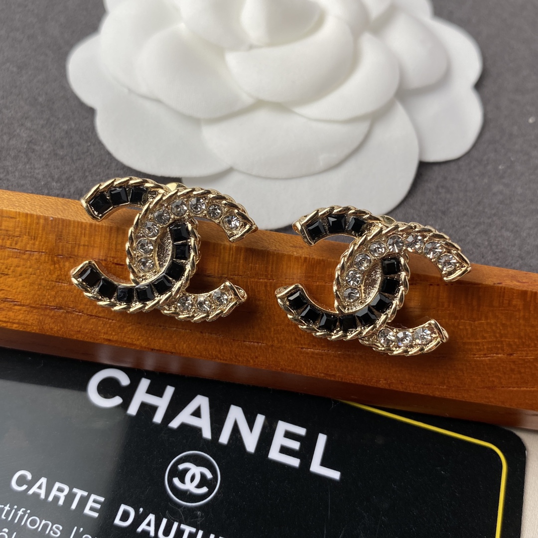 Chanel Earrings - Soul Replicas