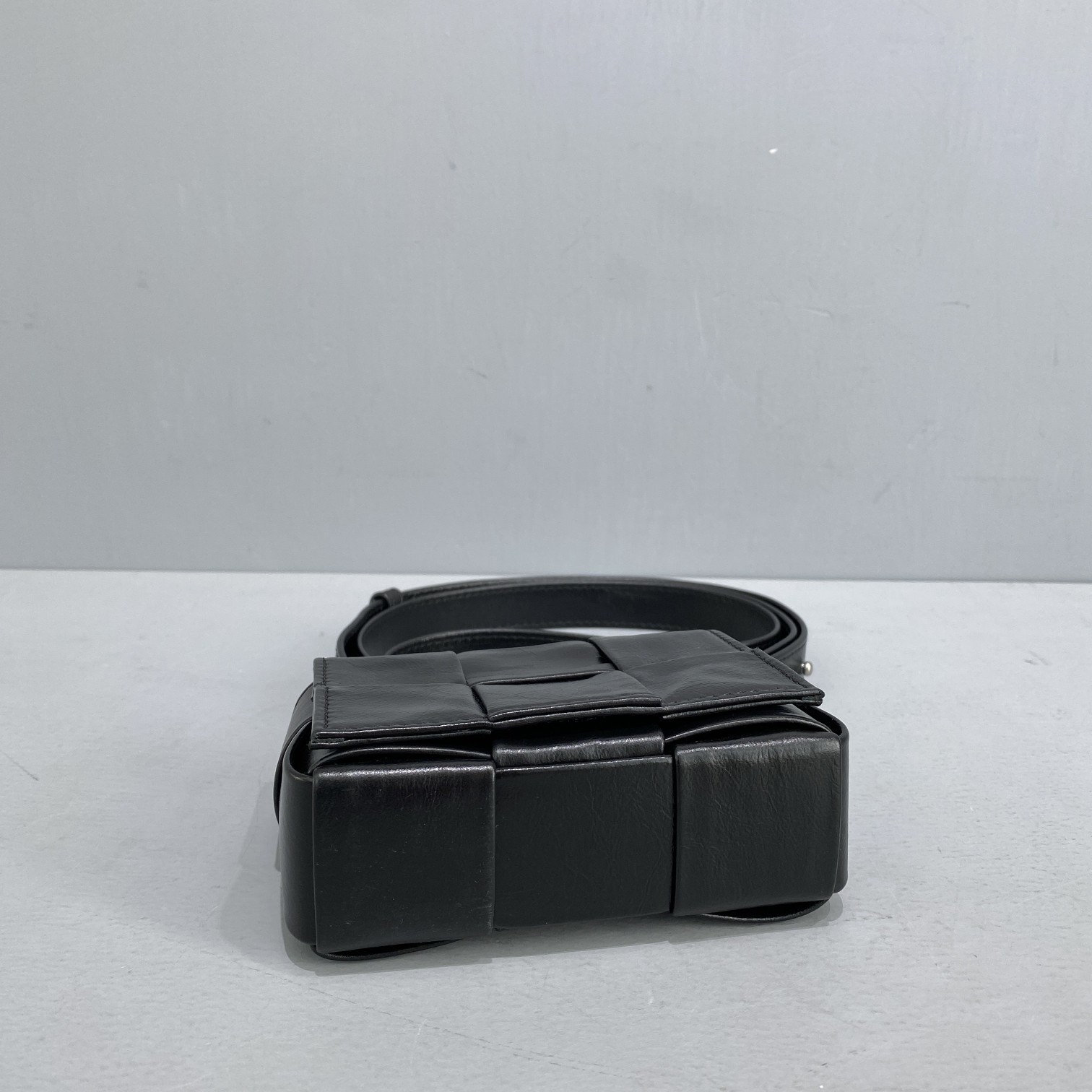 Bottega Veneta Candy Cassette Black. For Women. Women-s Bags 4.7in/12cm 667048VCQ728803 - Soul Replicas