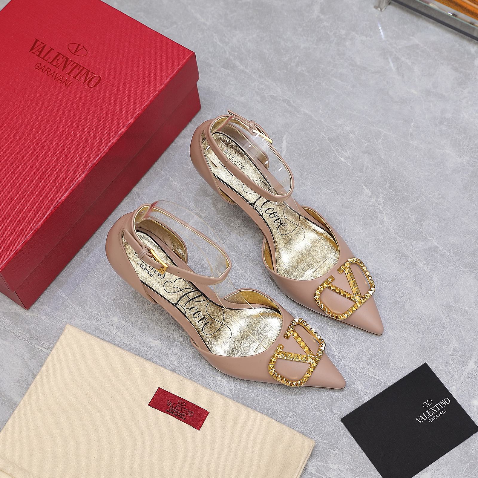 Valentino Garavani Rockstud Alcove Pumps Light Pink For Women - Soul Replicas