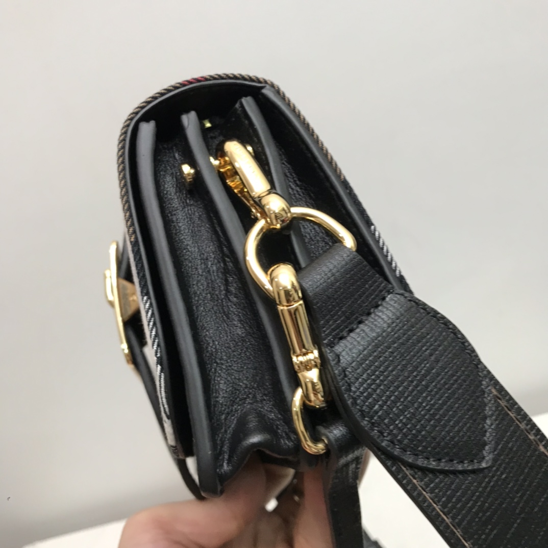 Burberry Small Bridle House Check And Buckle Crossbody Black For Women. Women-s Bags 7.8in/20cm - Soul Replicas