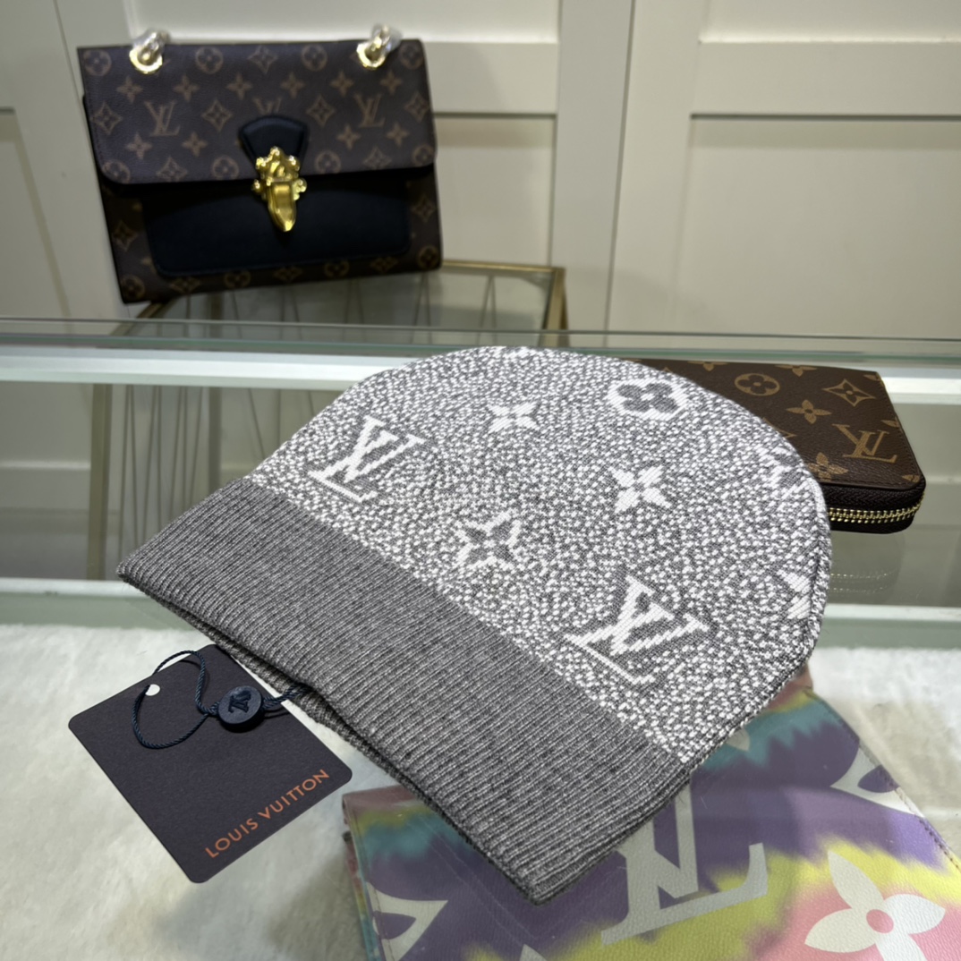 Louis Vuitton Beanie In Grey LV Headwear - Soul Replicas