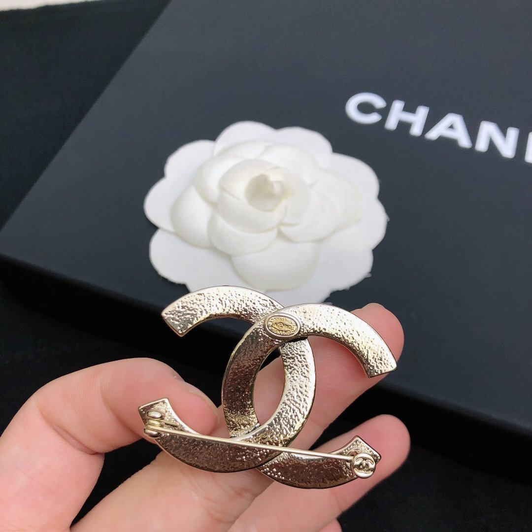 Chanel Brooch - Soul Replicas