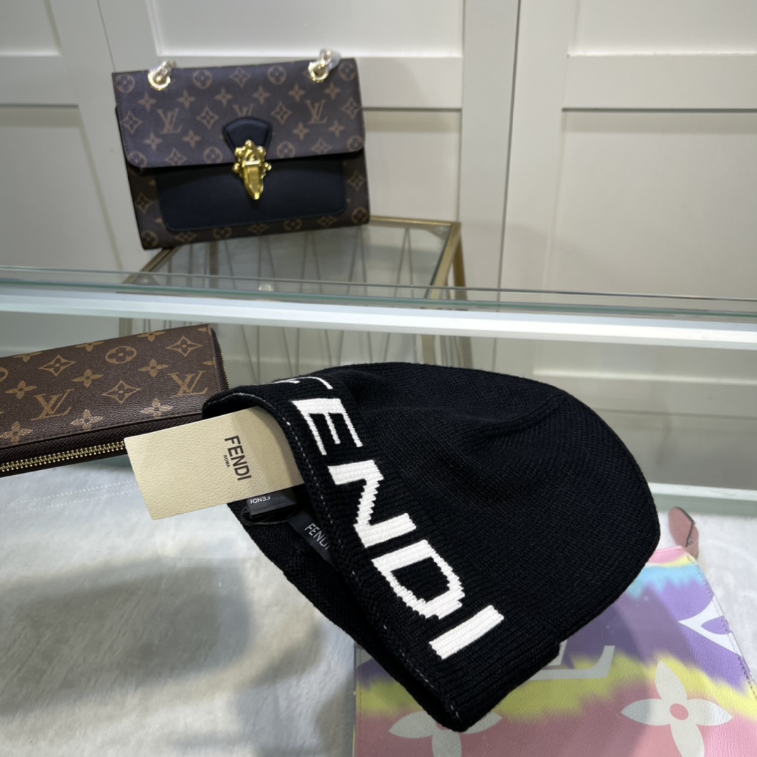 Fendi Beanie In Black - Soul Replicas