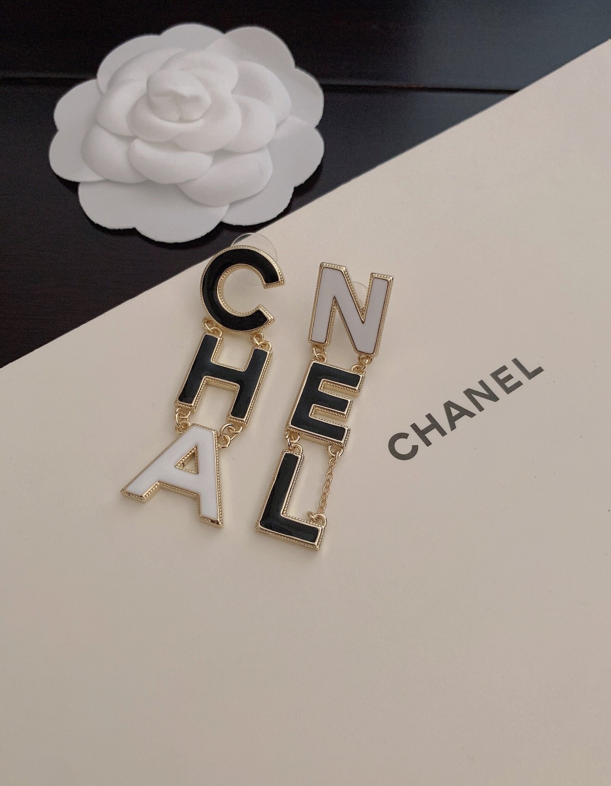 Chanel Earrings - Soul Replicas