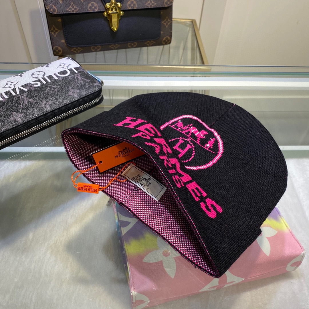 Hermes Frequence Beanie In Black - Soul Replicas