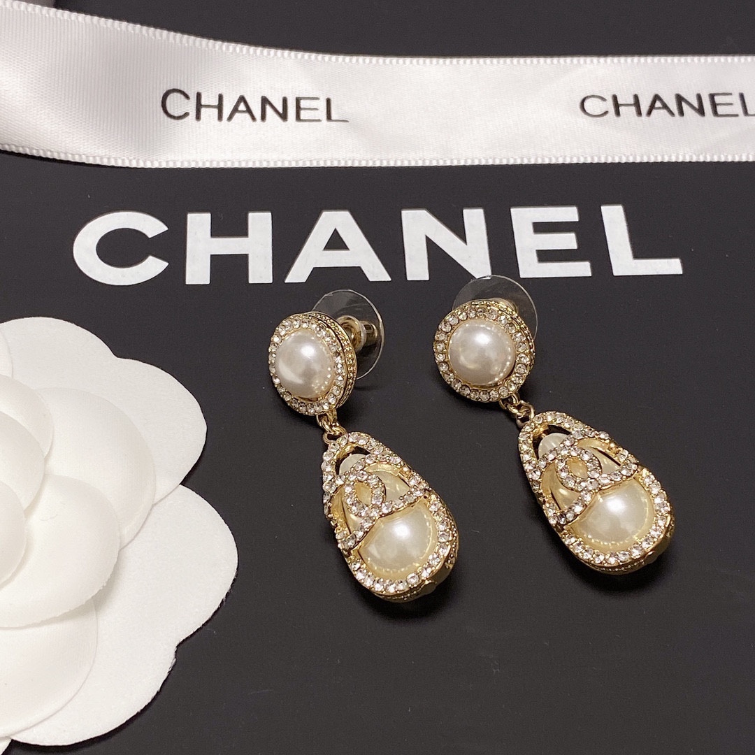 Chanel Earrings - Soul Replicas