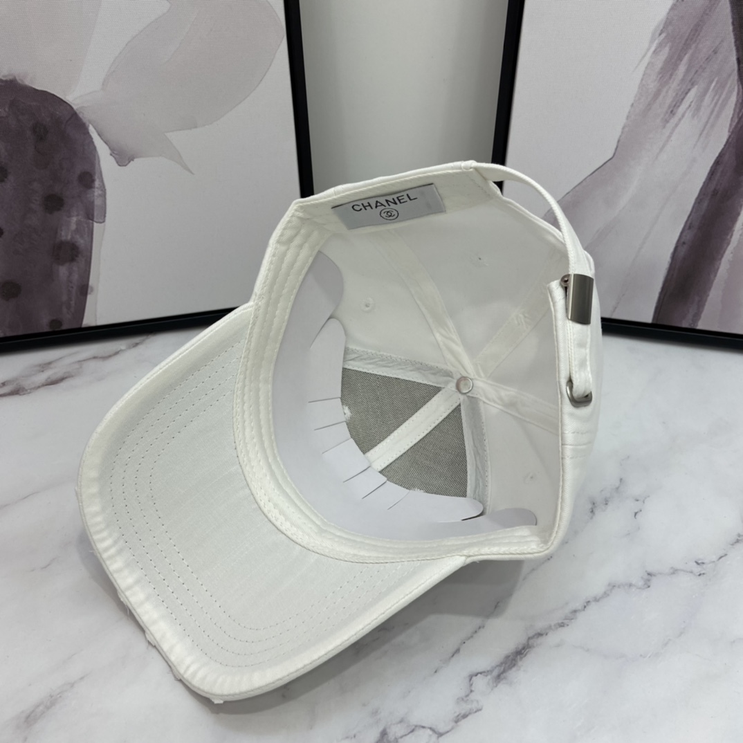 Chanel Cap White - Soul Replicas