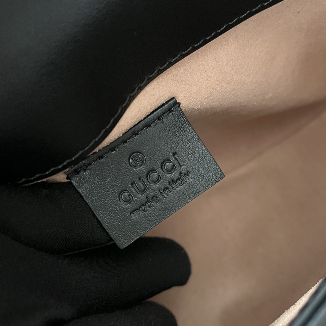 Gucci Marmont Mini Top Handle Bag Black For Women. Women-s Bags 8.3in/21cm Gucci ‎547260 DTDIT 1000 - Soul Replicas