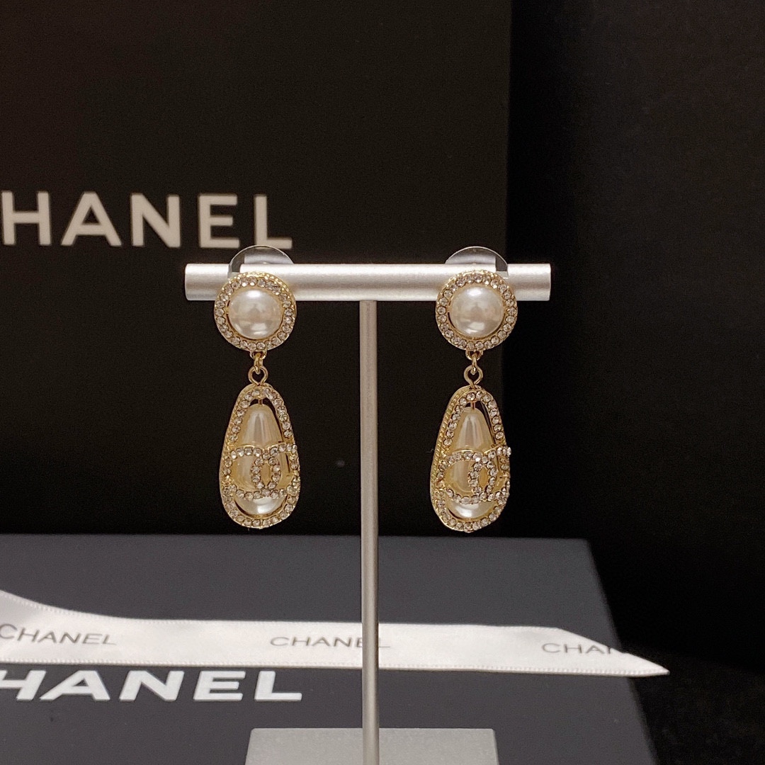 Chanel Earrings - Soul Replicas