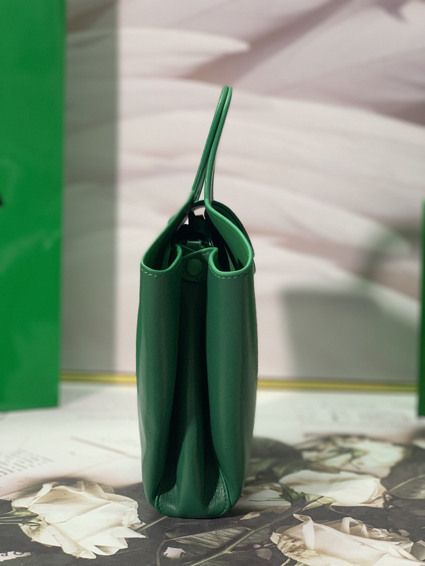 Bottega Veneta Handle Bag Green. For Women. Women's Bags 12.6in/32cm - Soul Replicas