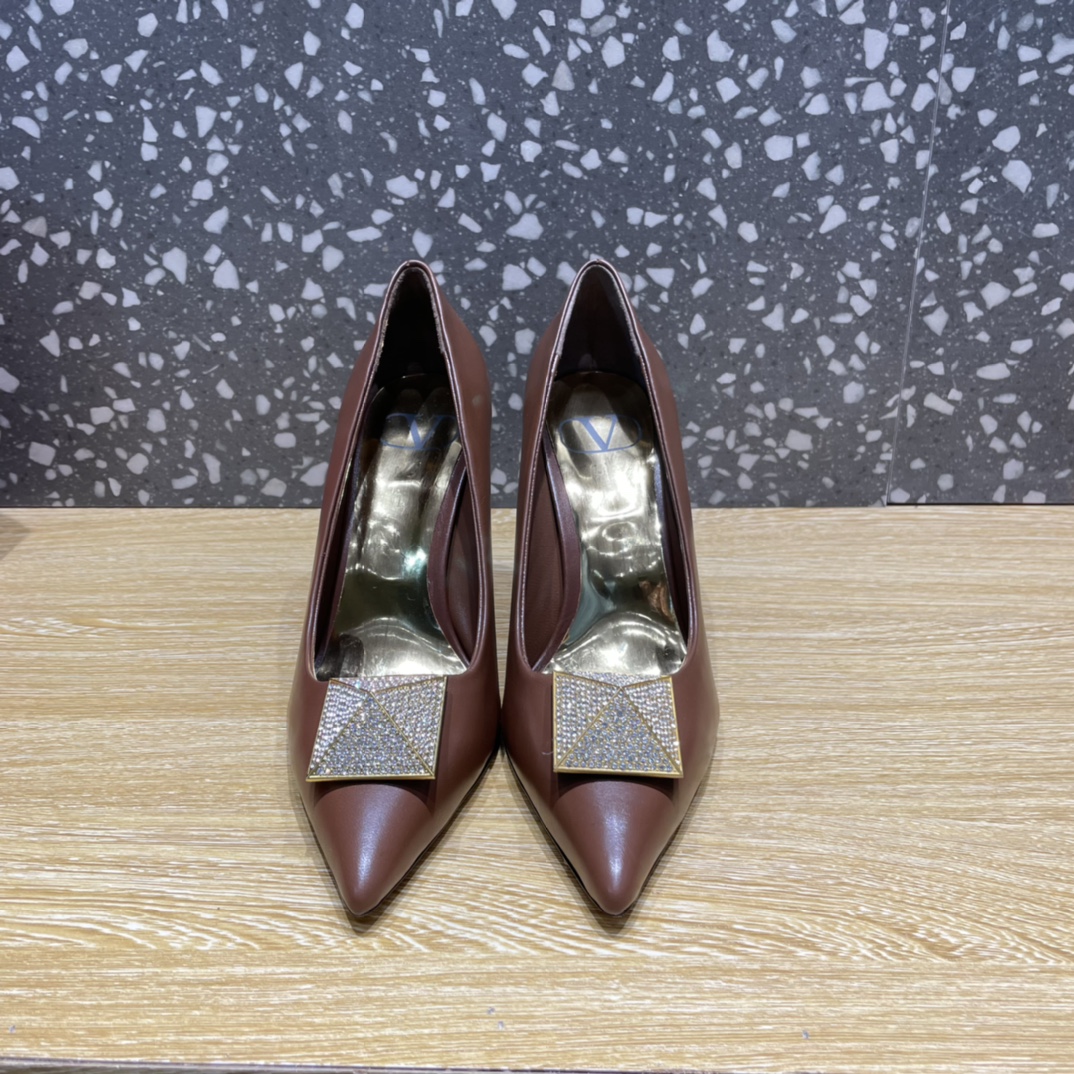 Valentino Garavani One Stud Pump With Maxi Stud Crystals Brown For Women WS0FH8XIC - Soul Replicas