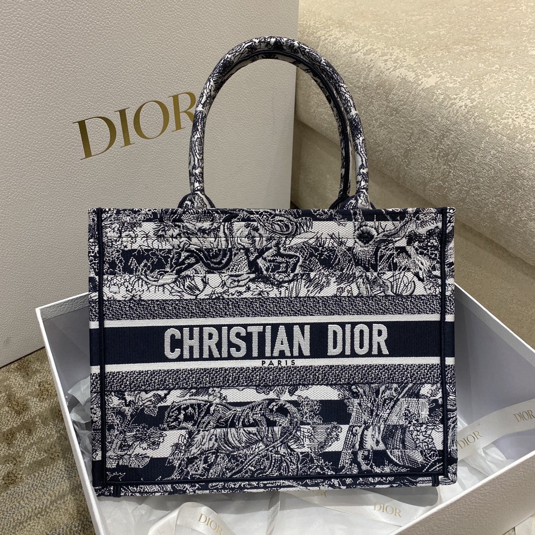 Christian Dior Medium Dior Book Tote Toile de Jouy Stripes Embroidery. Navy Blue. For Women Women's Handbags. 36cm CD M1296ZRLP_M928 - Soul Replicas