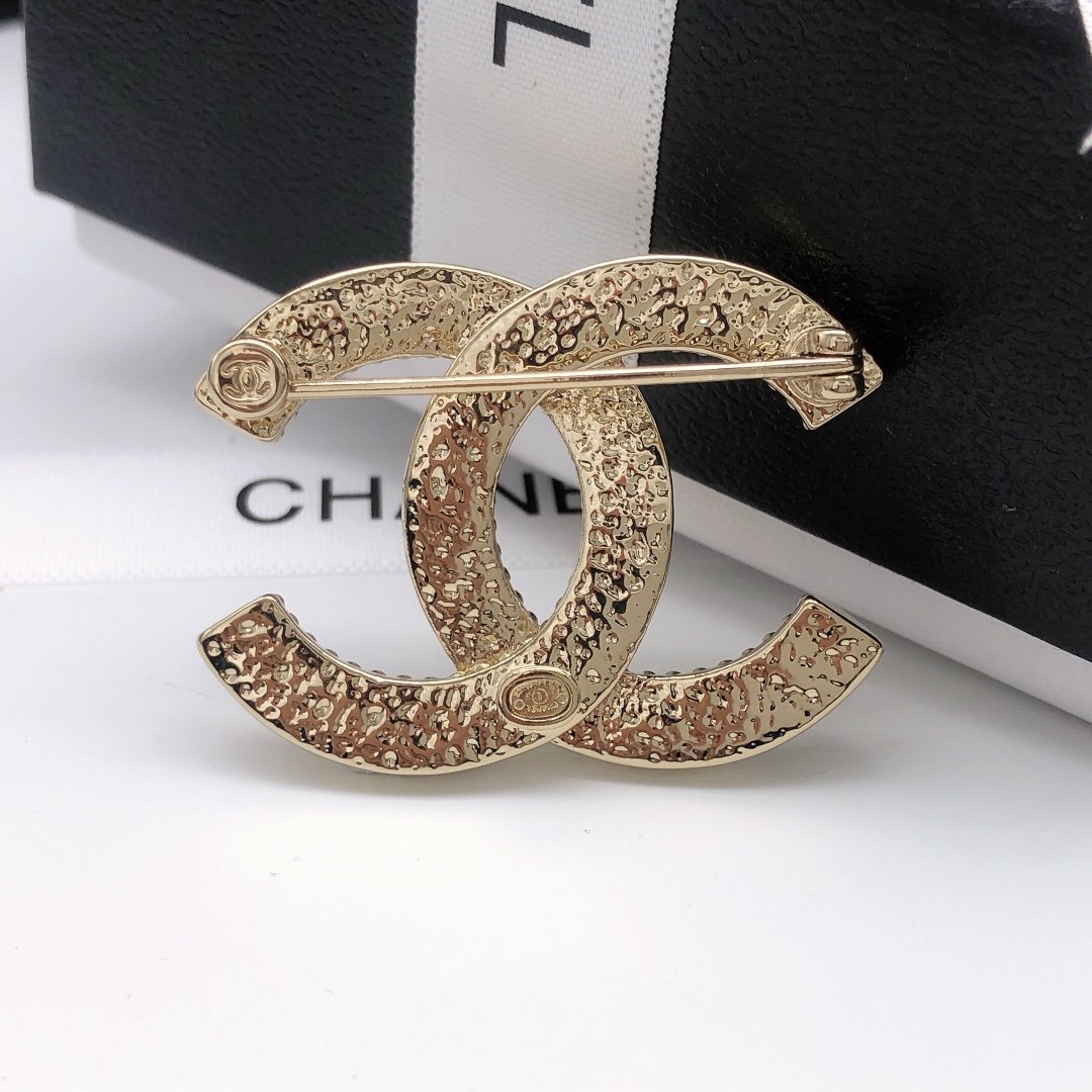 Chanel Brooch - Soul Replicas