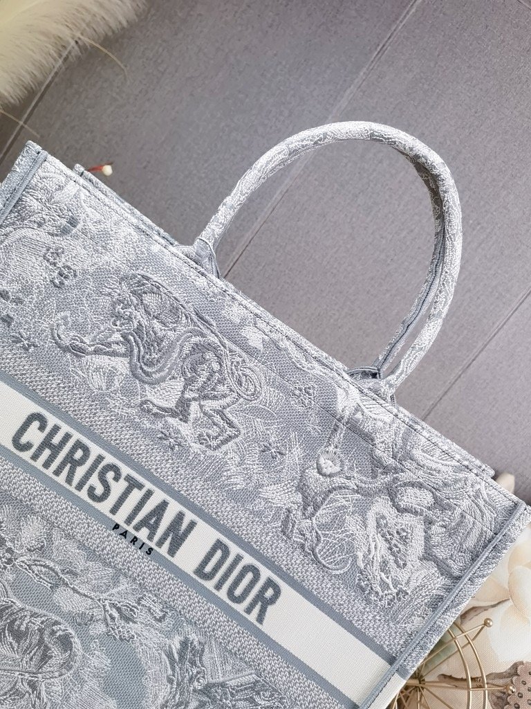 Christian Dior Large Dior Book Tote White Multicolor. For Women. Women's Handbags 16.5in/42cm CD - Soul Replicas