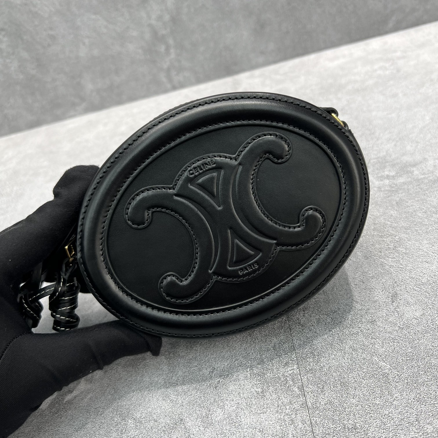 Celine Crossbody Oval Purse Cuir Triomphe Black For Women 6in/16cm 10I703DPQ.38NO - Soul Replicas