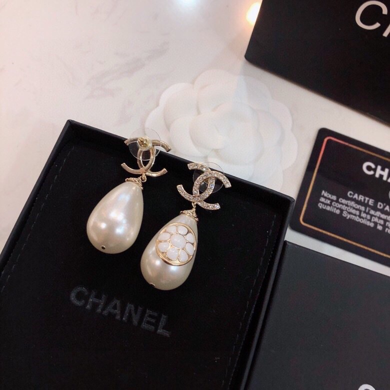 Chanel Earrings - Soul Replicas