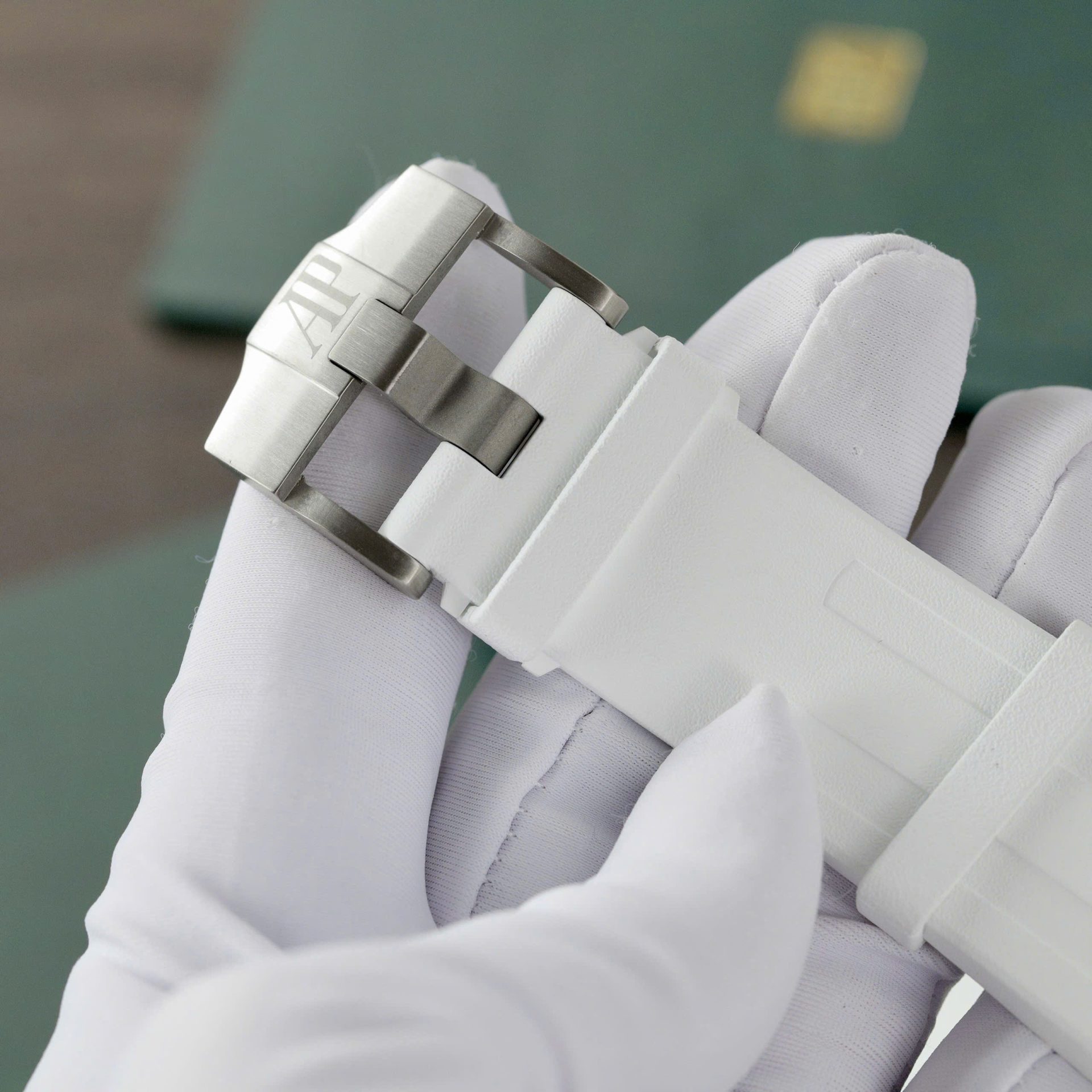 Audemars Piguet Royal Oak Offshore 15707CB White Ceramic Best Replica Watch APS Factory 42mm - Soul Replicas