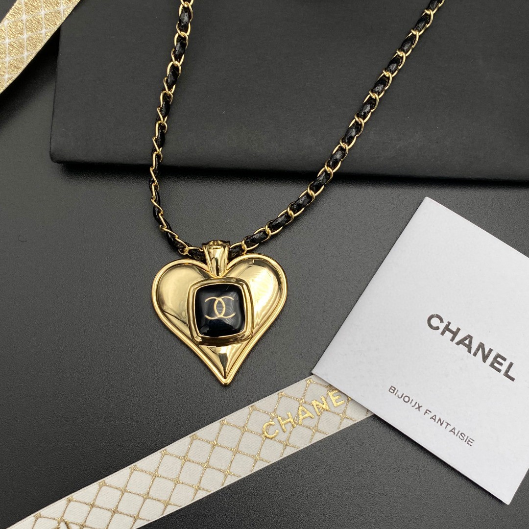 Chanel Necklace - Soul Replicas