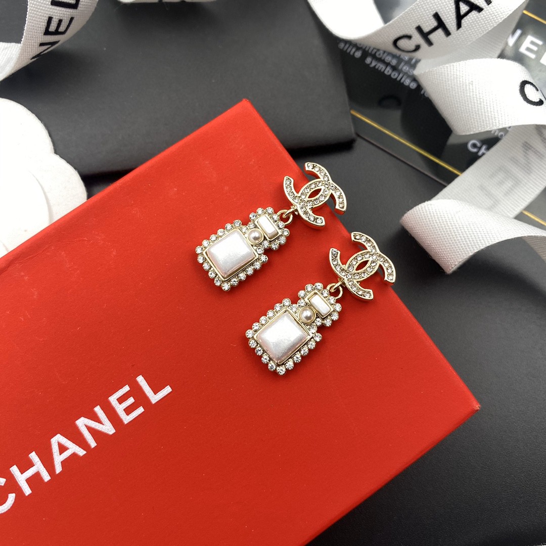 Chanel Earrings - Soul Replicas