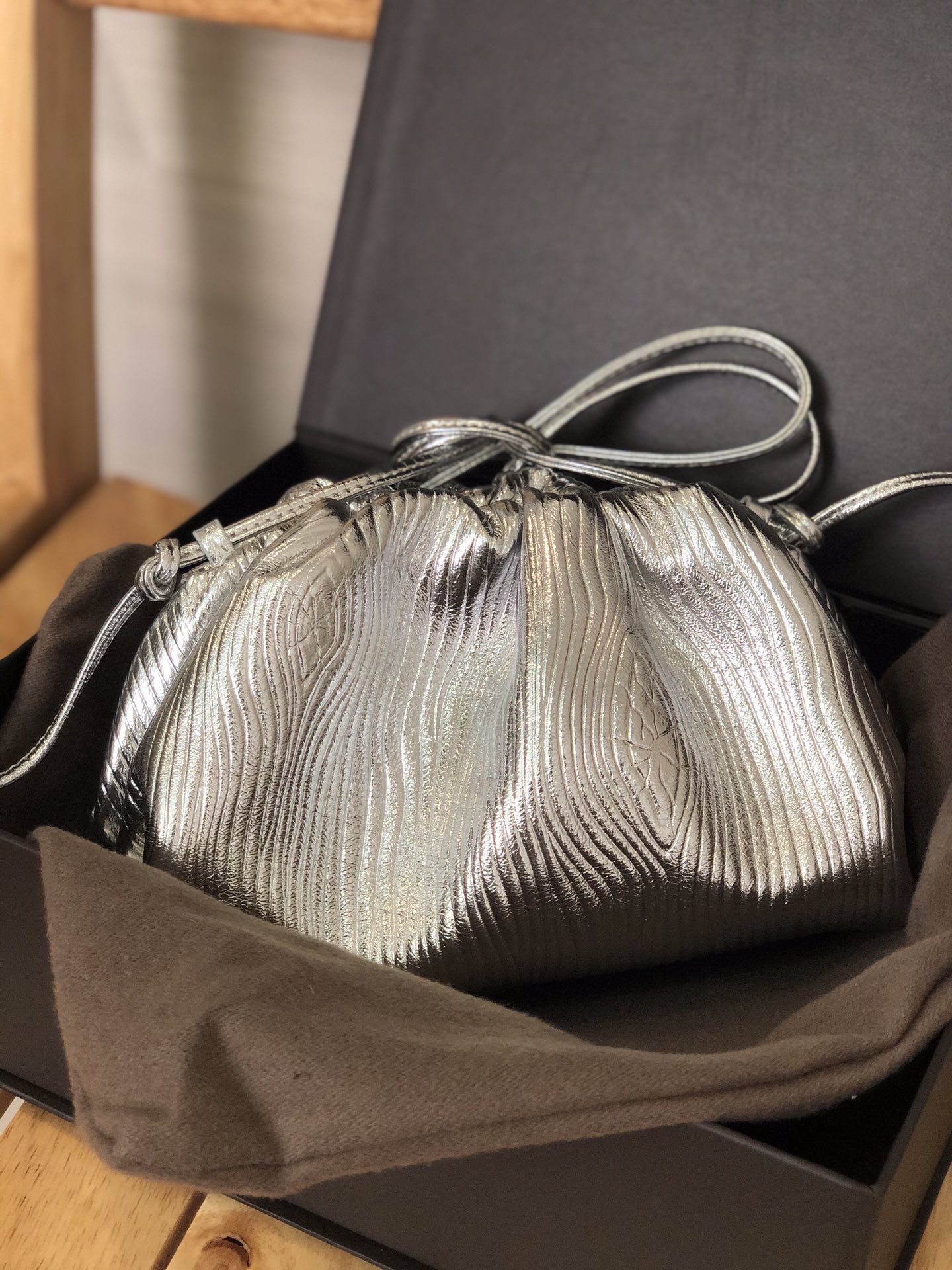 Bottega Veneta Clutch Sliver. For Women. Women-s Bags 8.7in/22cm - Soul Replicas