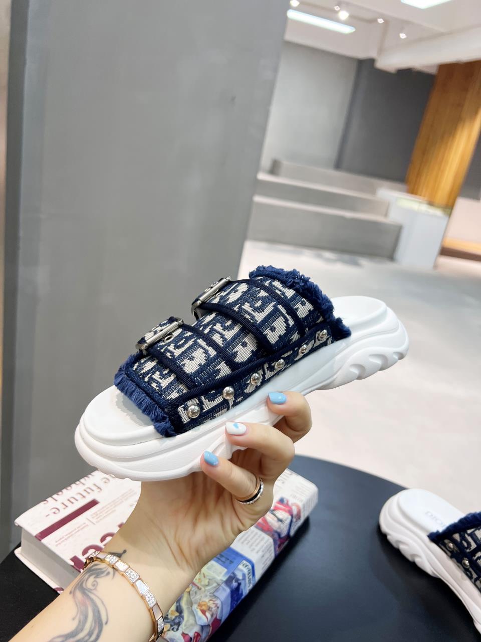 Christian Dior Women's D-Wander Slide Blue For Women CD - Soul Replicas