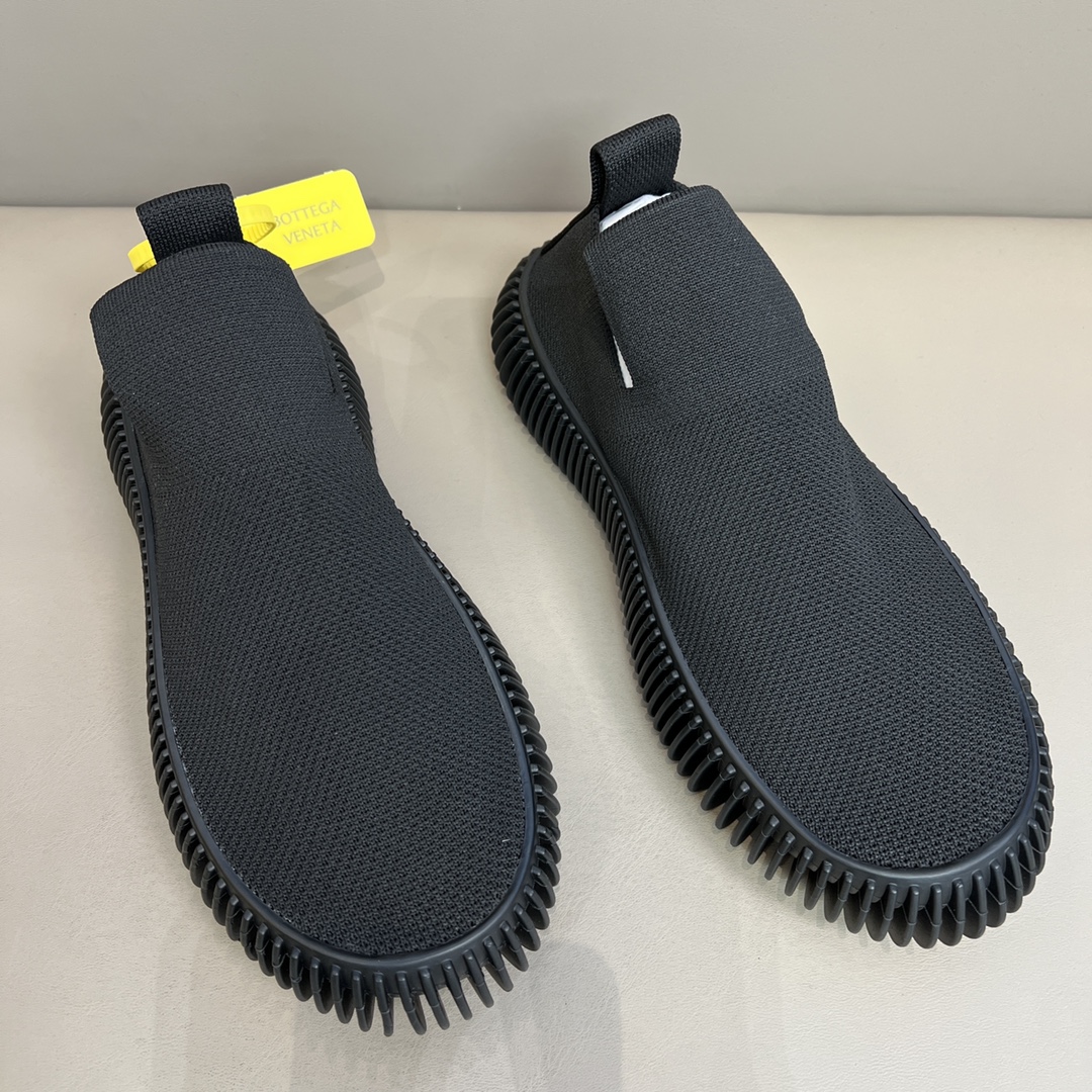 Bottega Veneta Men's Ripple Slip-On Sneakers Black For Men 690123V1NW0 - Soul Replicas