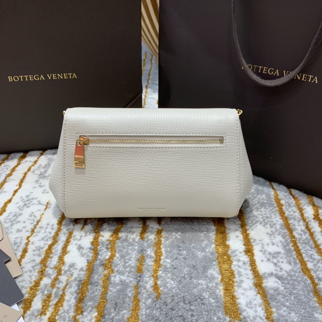 Bottega Veneta Mini Angle Palmellato Bag White. For Women. Women's Bags 7.5in/19cm - Soul Replicas