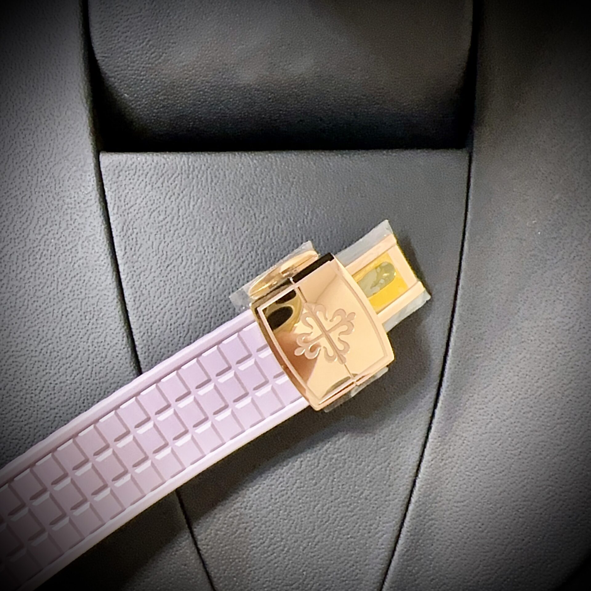 Patek Philippe Aquanaut 5072R Women-s Replica Watch Pink PPF 35.6mm - Soul Replicas