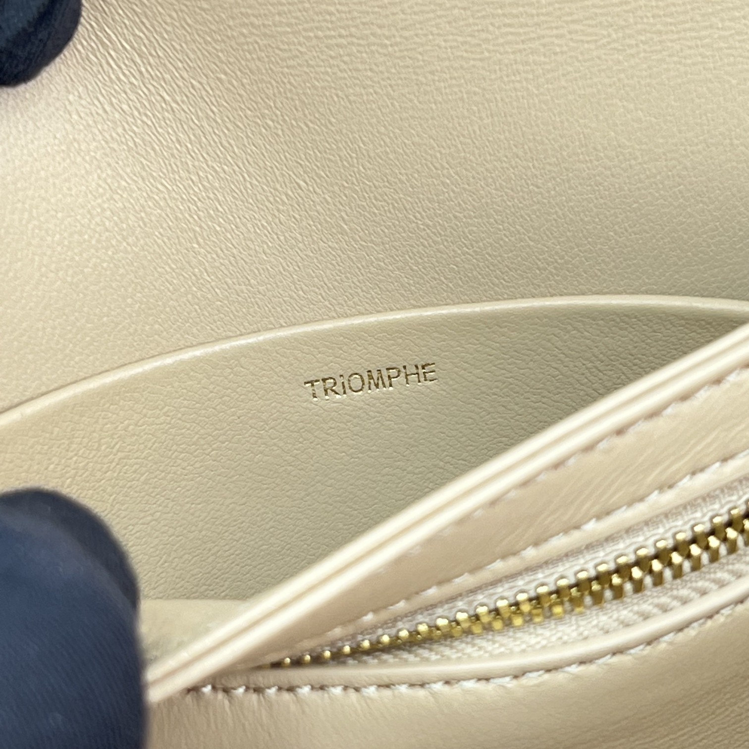 Celine Classique Cuir Triomphe Bag Beige For Women 9in/22cm - Soul Replicas