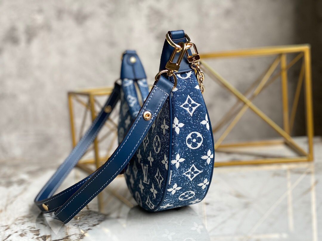 Louis Vuitton Loop Since 1854 Jacquard Navy Blue By Nicolas Ghesquière For Cruise Show. Women-s Handbags 9.1in/23cm LV M81166 - Soul Replicas