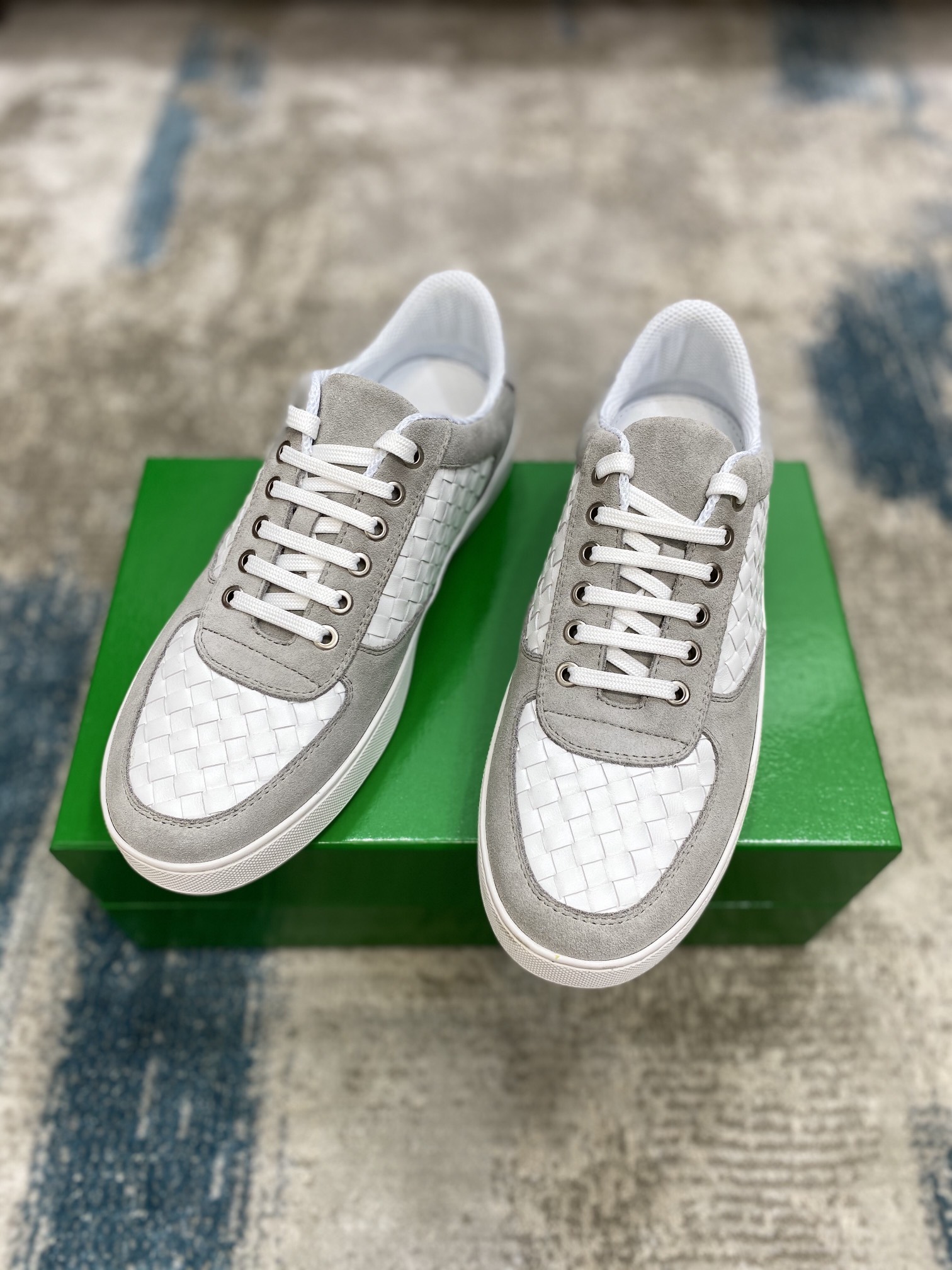 Bottega Veneta Men's With Wave Line Sneakers Grey For Men - Soul Replicas