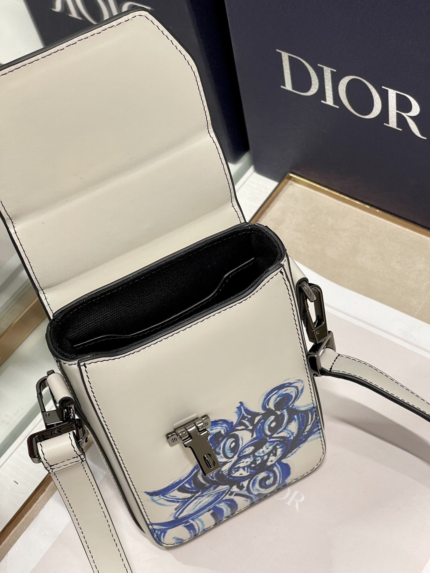 Christian Dior D-Bubble Bucket Bag White For Women 7.5in/19cm CD - Soul Replicas