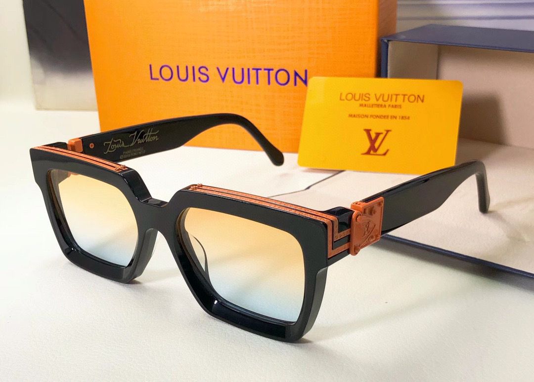 Louis Vuitton Link Square Sunglasses - Soul Replicas