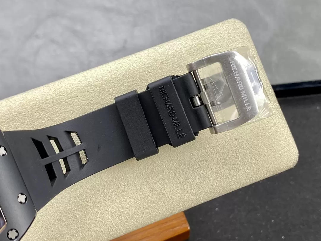 Richard Mille RM47 Samurai Tourbillon Ceramic Replica 1:1 Watch 42.7mm - Soul Replicas