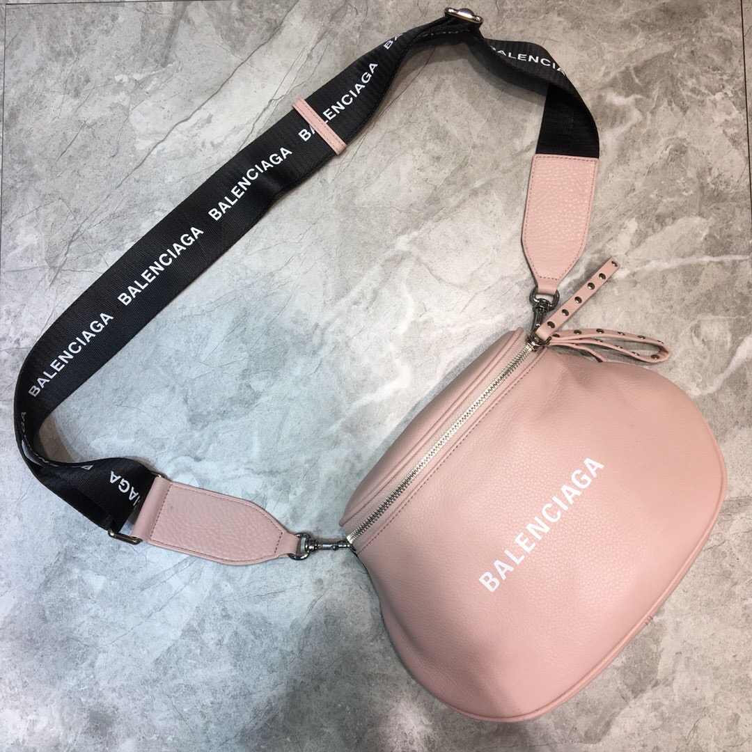 Balenciaga Sling Bag In Light Pink. For Women. Women-s Bags 9.1in/23cm - Soul Replicas