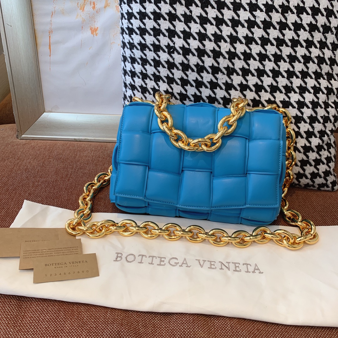 Bottega Veneta Chain Cassette Blue. For Women. Women's Bags 10.2in/26cm - Soul Replicas