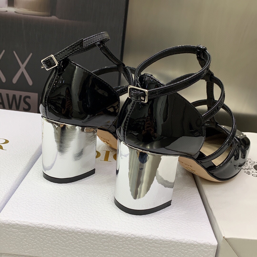 Christian Dior Women's La Parisienne Dior Ballerina Flat Black For Women CD KDB736PMI_S19X - Soul Replicas