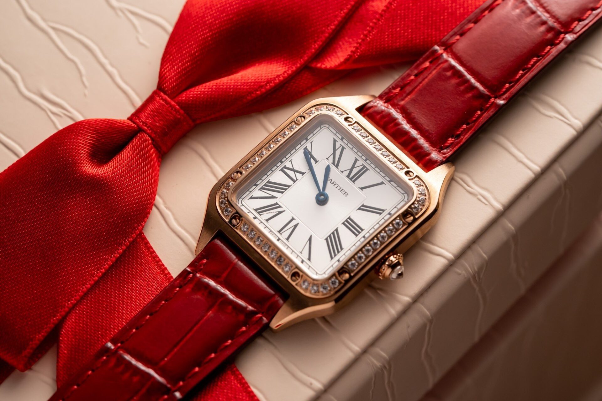 Cartier Replica Watch Santos Dumont WJSA0017 Red Leather Strap 38×27.5mm - Soul Replicas